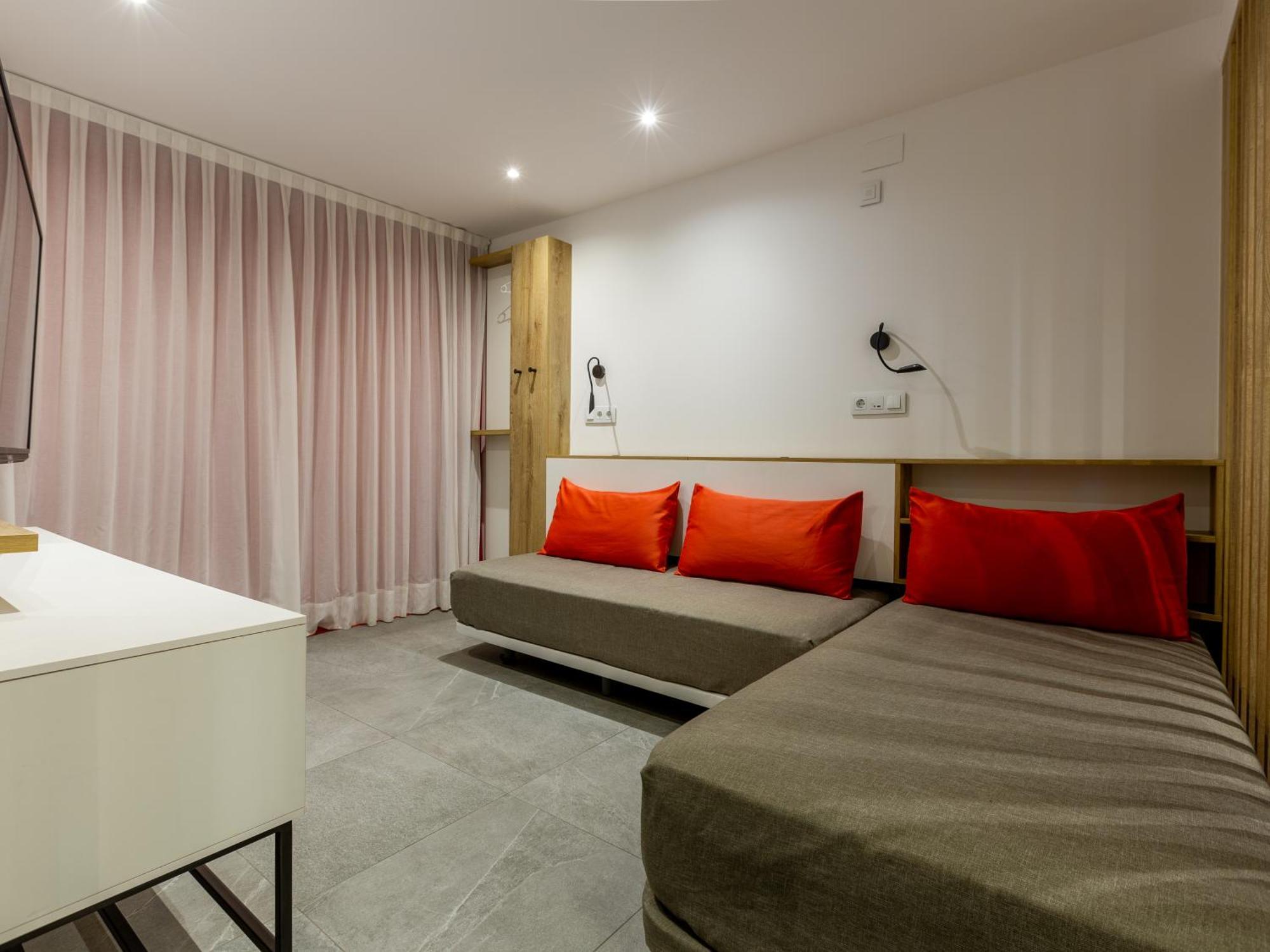 Apartamentos Sunway Apollo Sitges Exterior foto