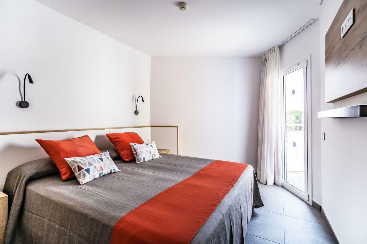 Apartamentos Sunway Apollo Sitges Exterior foto